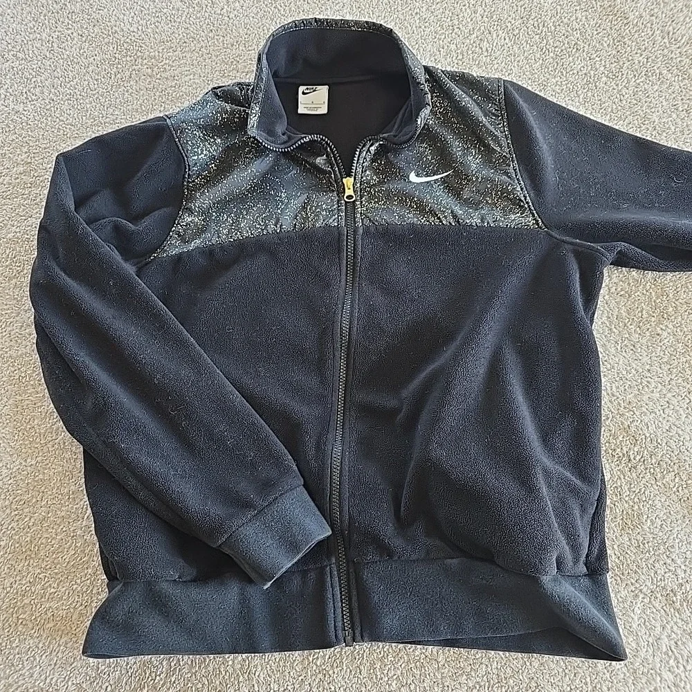 NIKE Women's Sportswear‎ Stardust Fleece Full-zip Jacket Black Gold Atleisure L